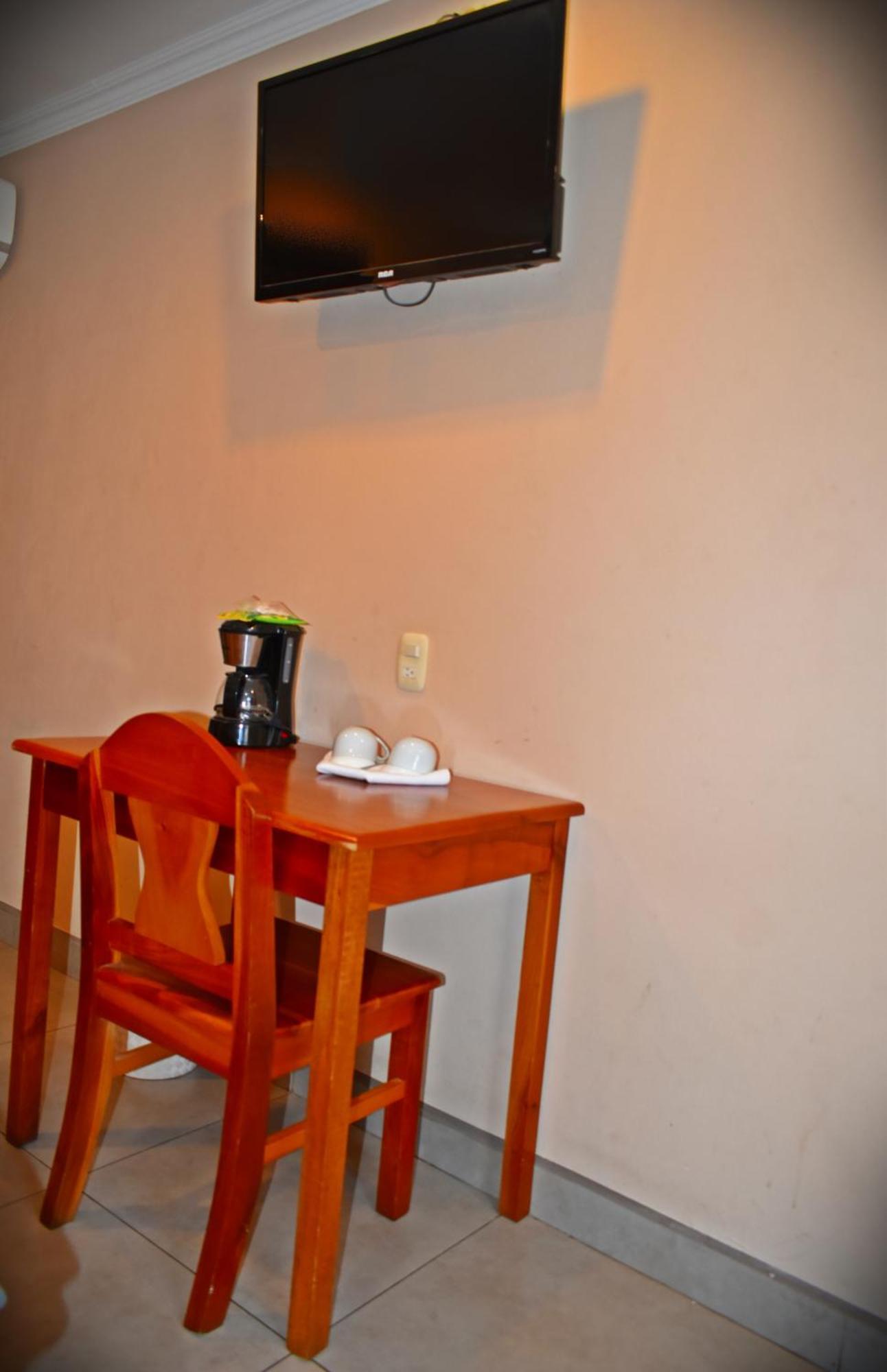 Hotel Cabinas Midey Puntarenas Exteriér fotografie